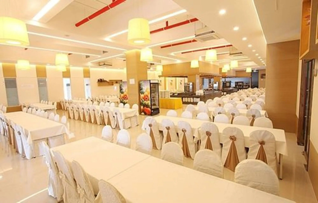 Sunshine Hotel
