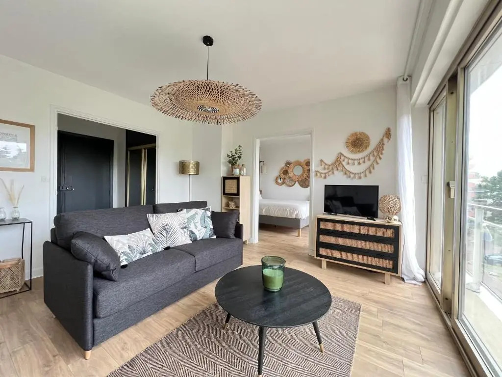 Residence de L'hermitage, T2 Avec Parking