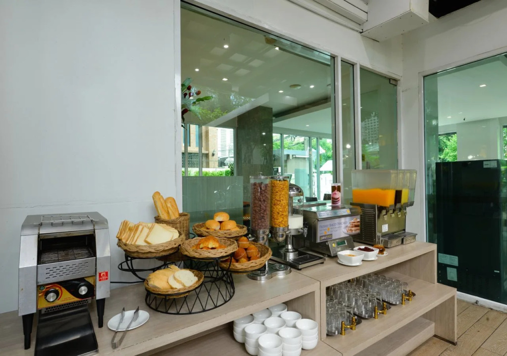 Hotel Amber Sukhumvit 85