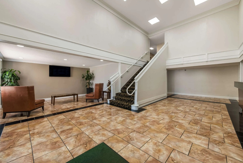 Quality Inn Saint Louis Airport