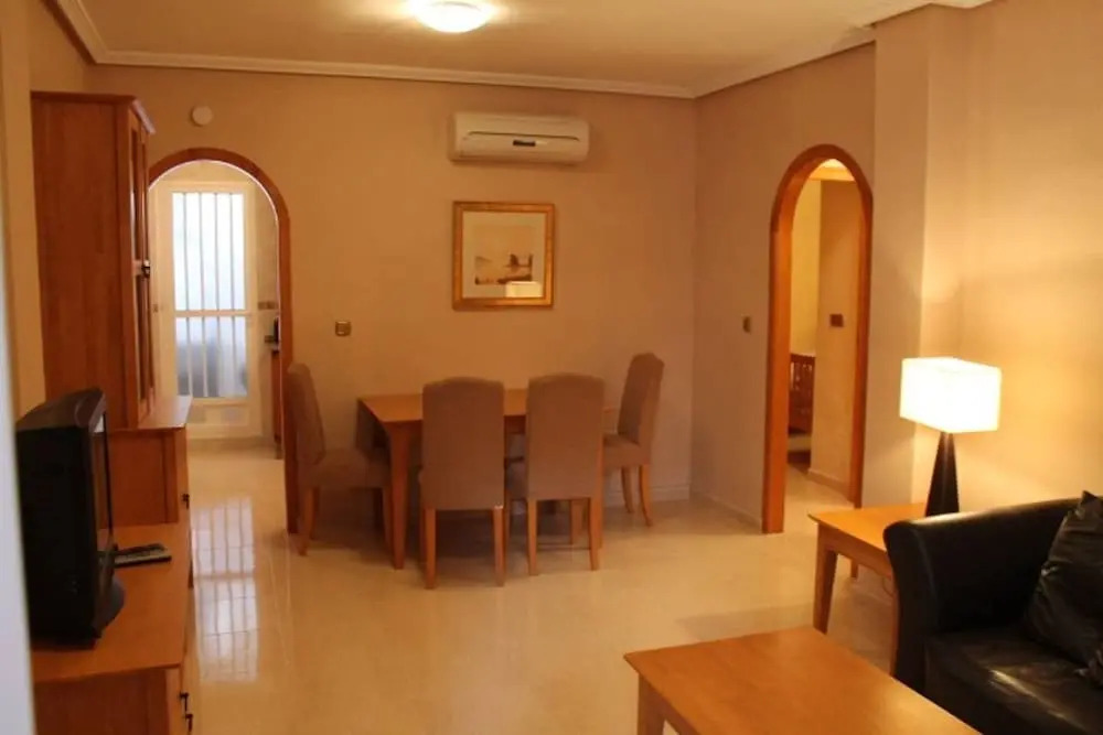 Playa Golf 2Nd Floor Apartment And Comm Pool P233