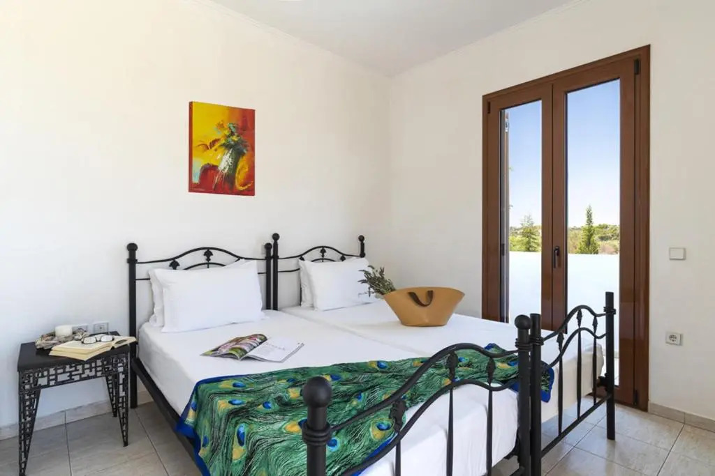 Sunny Kolympia Villa with Private Pool