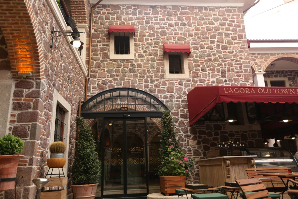 LAgora Old Town Hotel & Bazaar