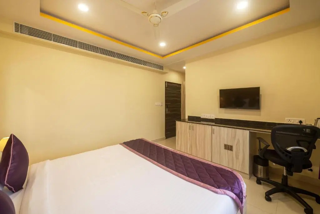 Zenith Suites
