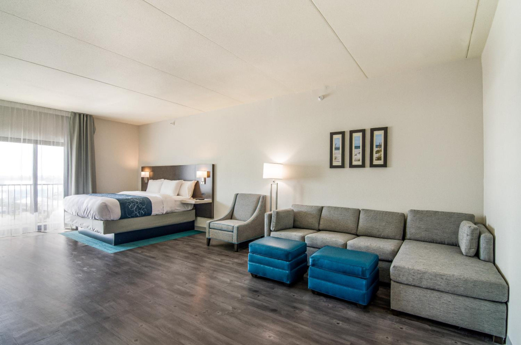 Comfort Inn & Suites Gulf Shores East Beach near Gulf State Park