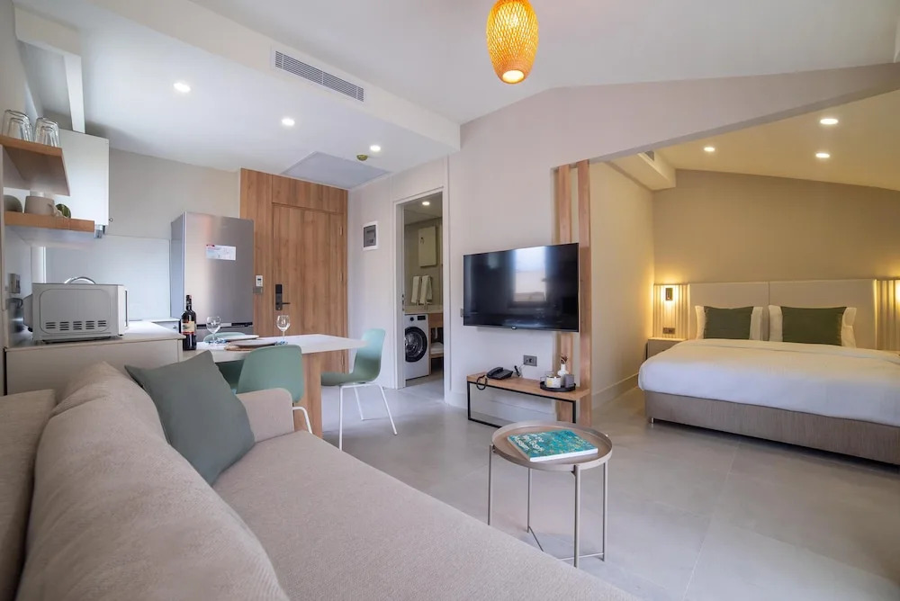 Bomo Suites