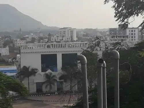 Hotel Pariwar