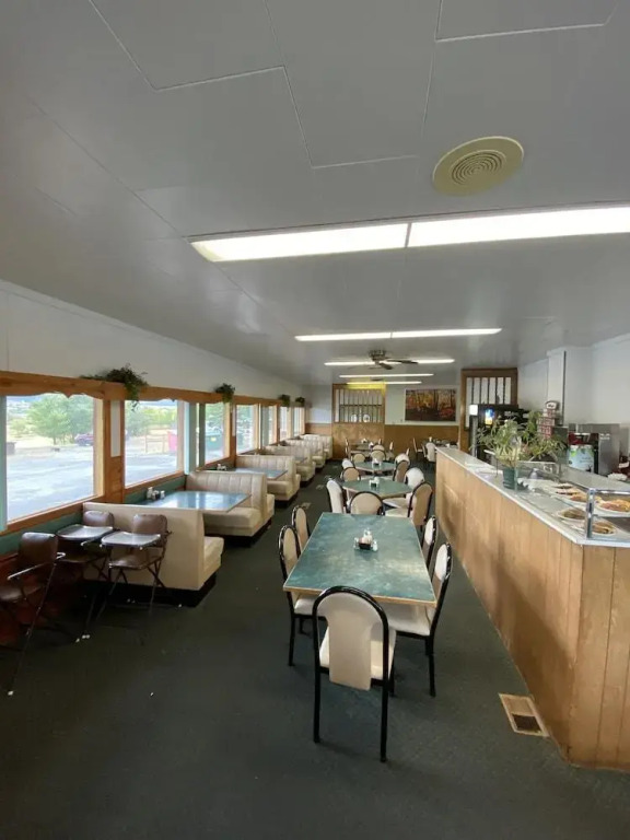 Oasis Botique Motel