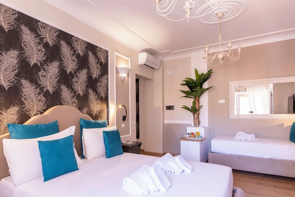 Trastevere Paper Suites