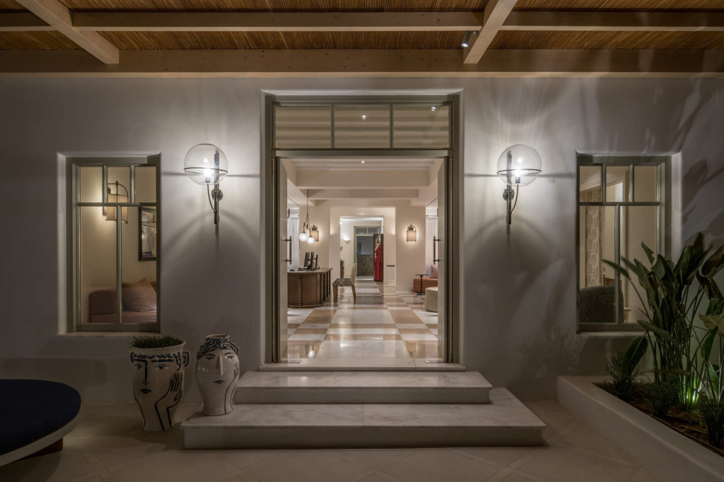 Cosme, a Luxury Collection Resort, Paros