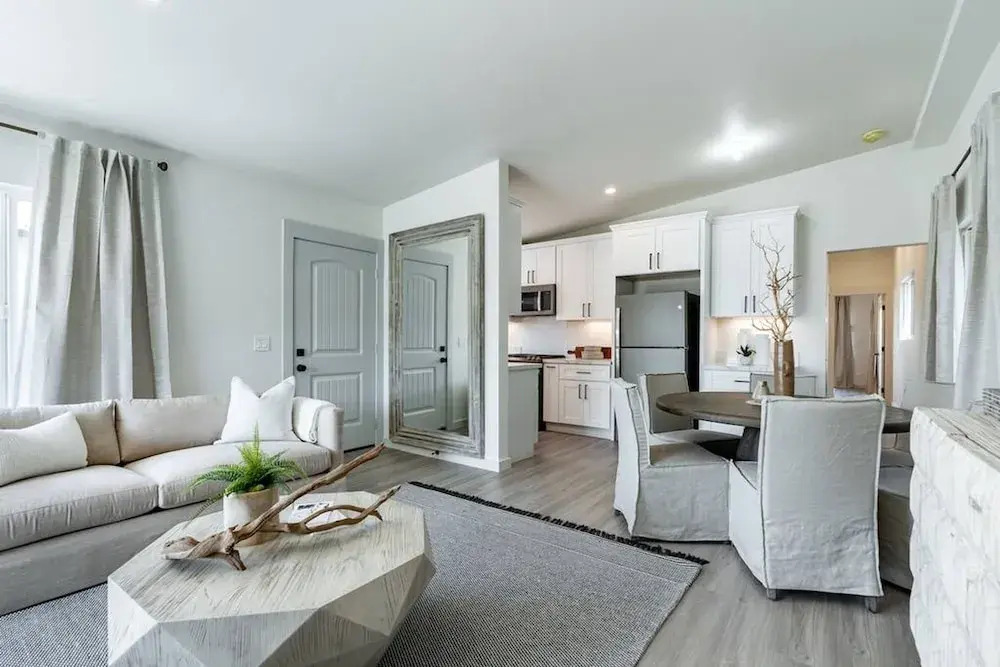 The Rosemont II - La Jolla Luxury