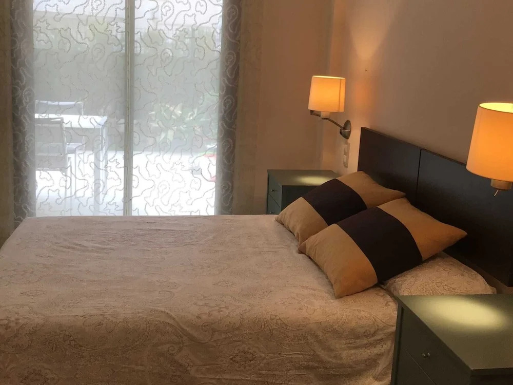 UHC Mar y Luz Apartments