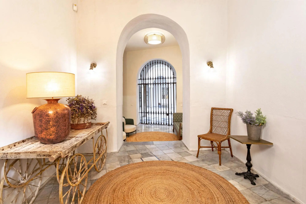 Stunning apartment 3BD with terrace in Santa Cruz. Abades Terrace II