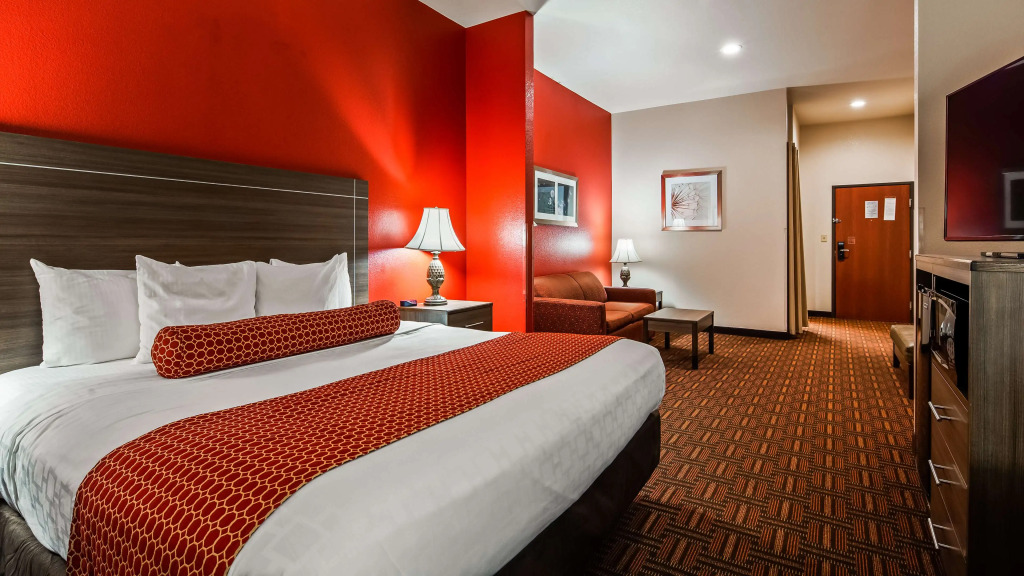 Best Western PLUS Memorial Inn