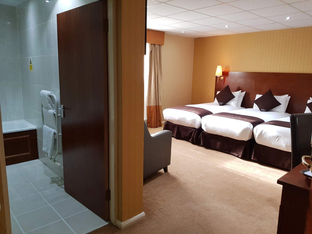 Apollo Hotel