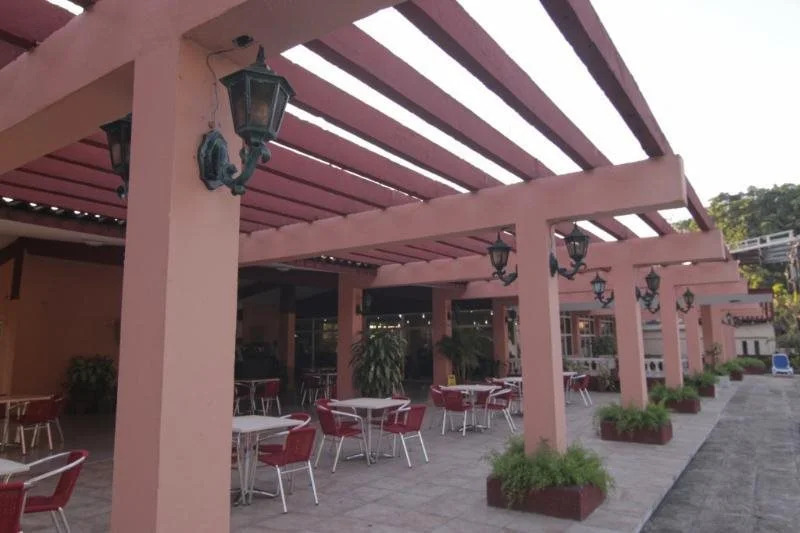 Villa Los Laureles