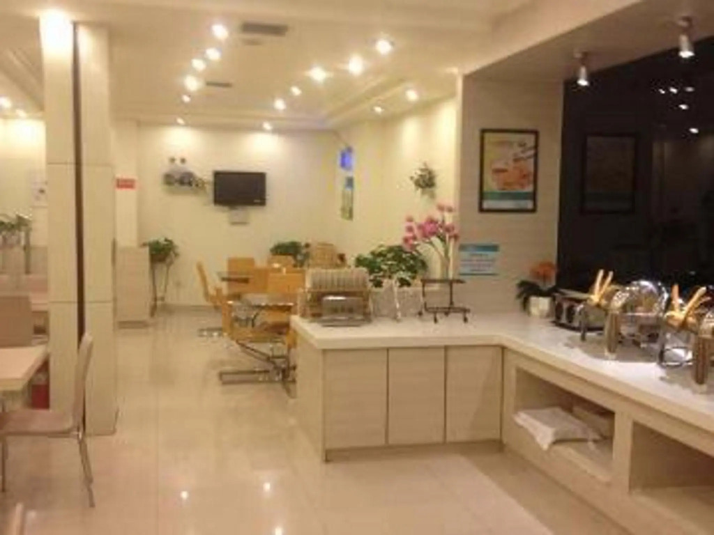 Jinjiang Inn Linyi Train Station Branch