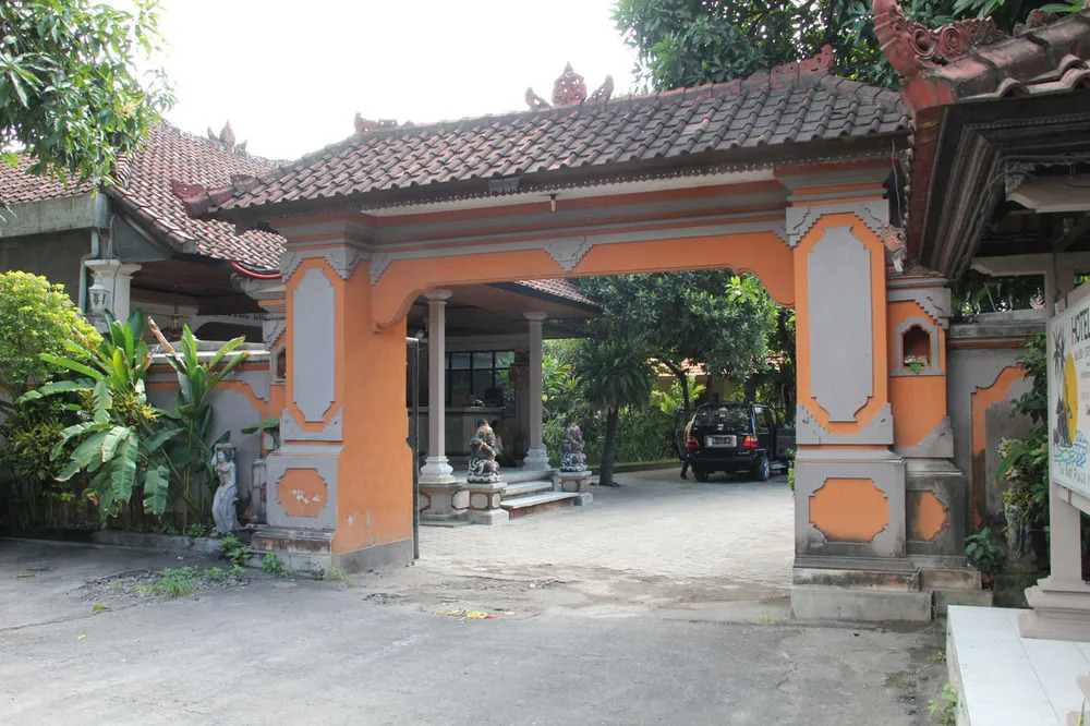 Airy Legian Pantai Kuta Gang Benesari Bali