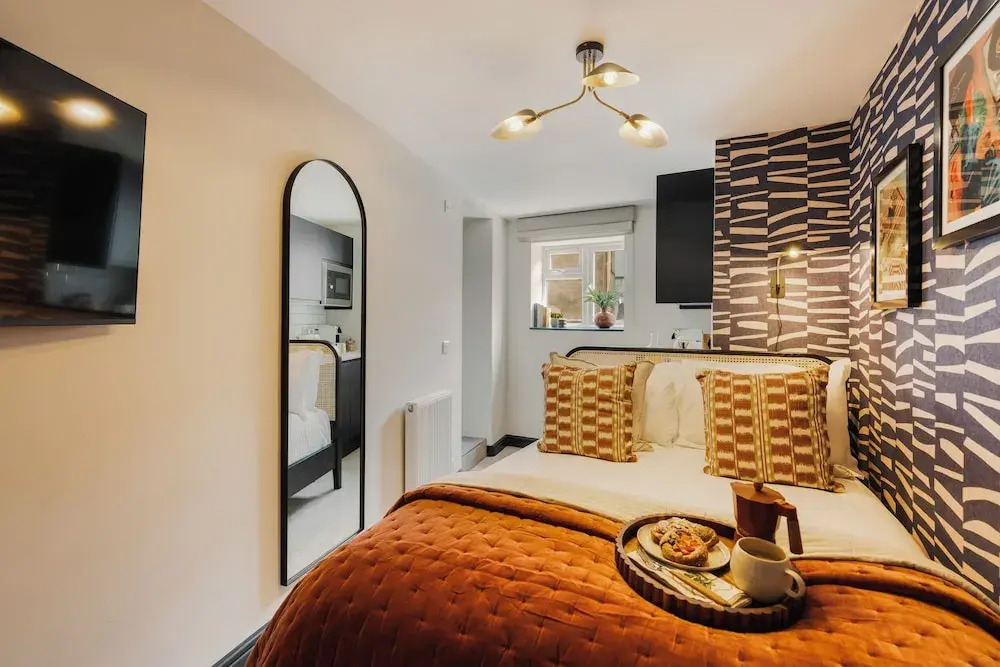 Hotwells I Your Apartment