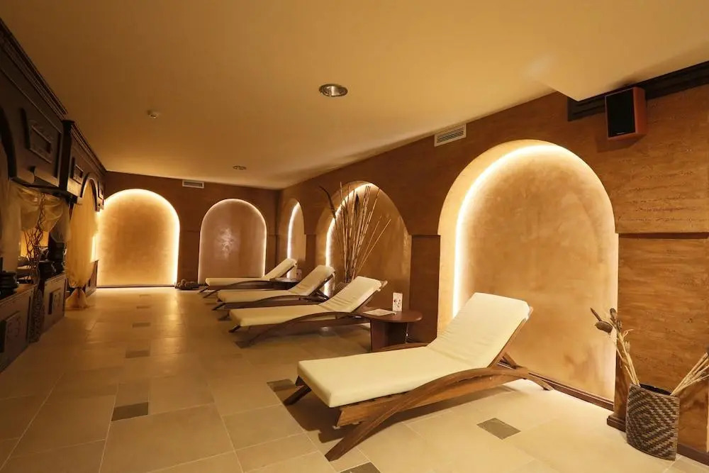 Royal Park Hotel by Astoria Collection