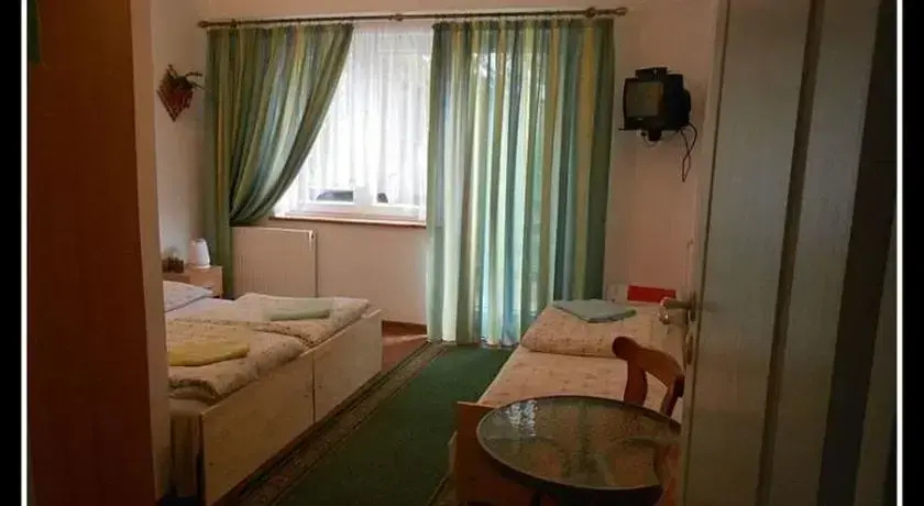 Pokoje Gościnne E&M