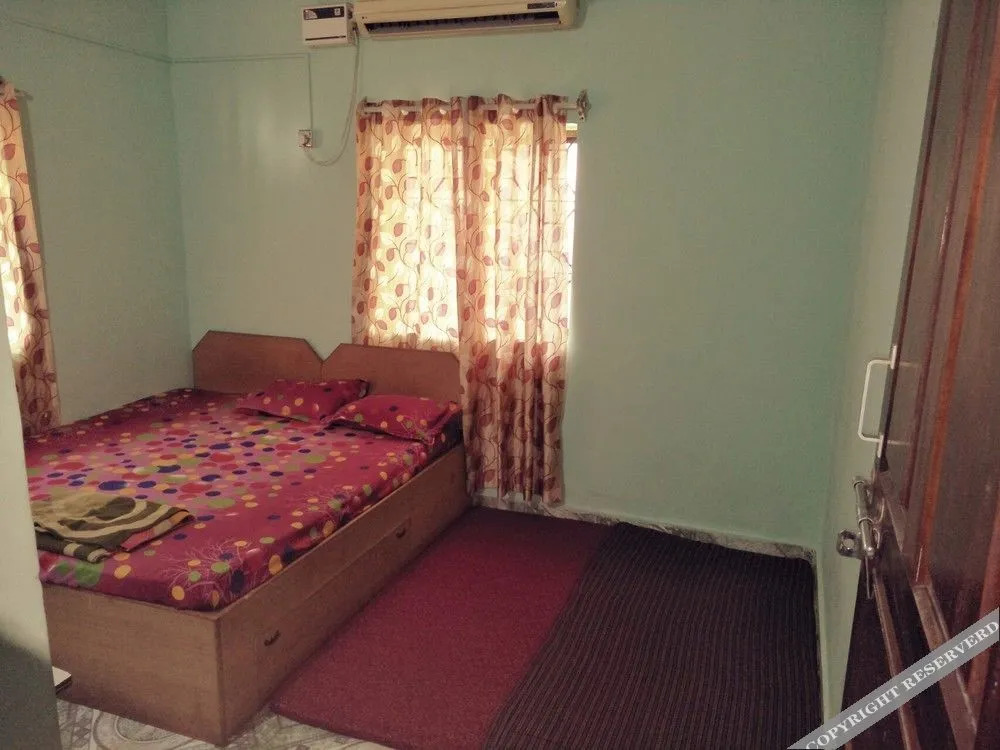 Maanvi Holiday Home