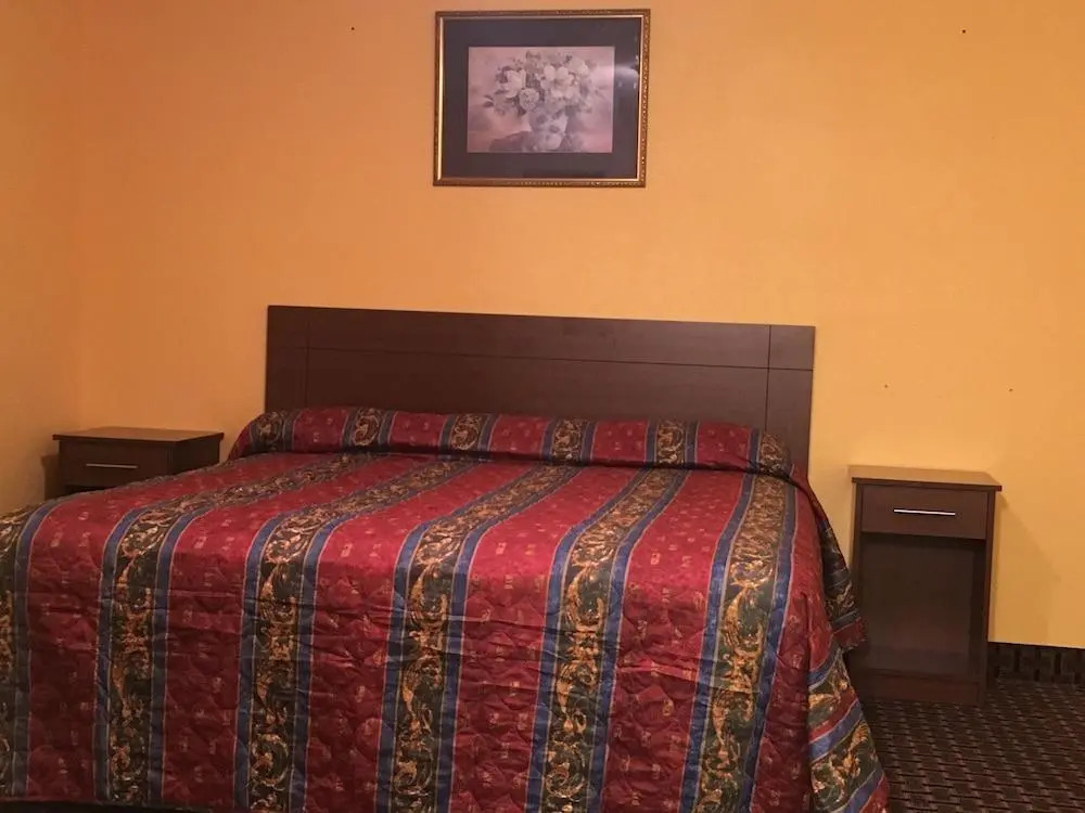 Economy Inn