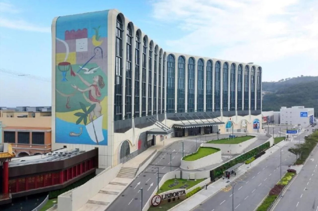 Lisboeta Hotel