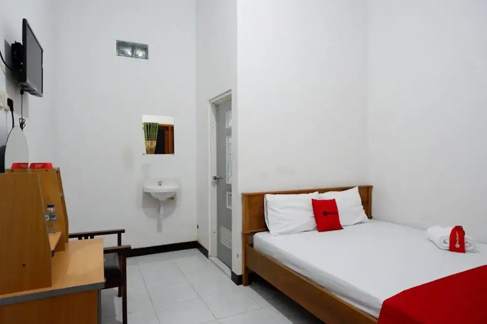 Minang Permai 3 by Reddoorz