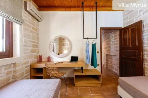 Villas Elia & Myrtia