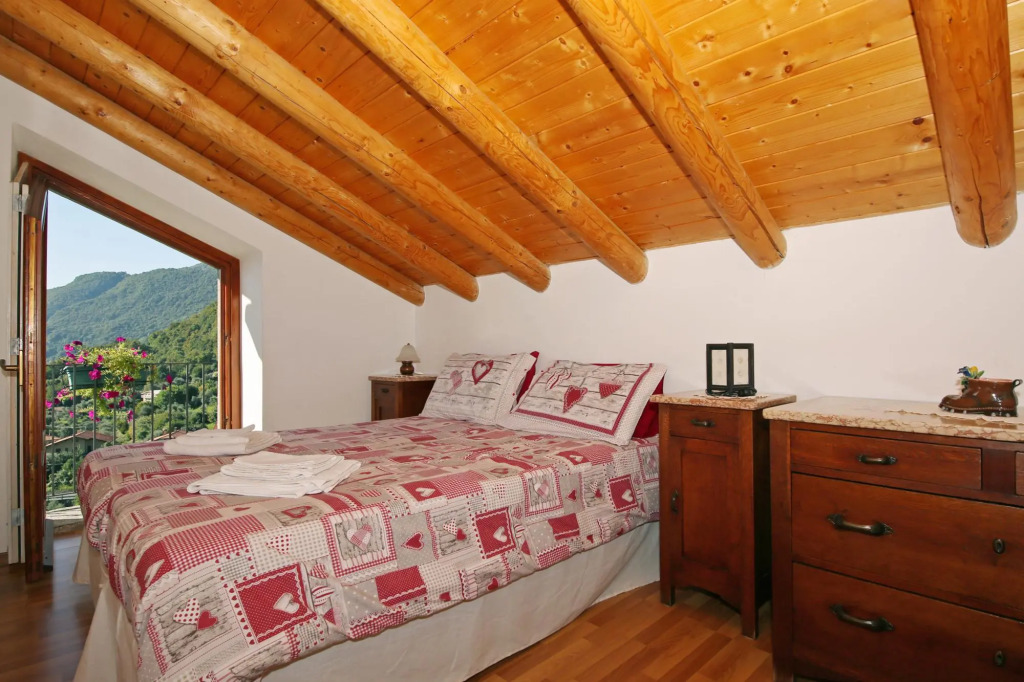 Ca del Doss con Giardino by Wonderful Italy