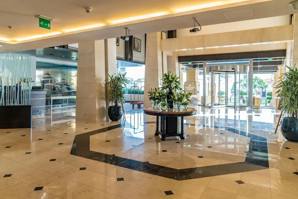 Luxe Getaways Royal Amwaj Palm Jumeirah Resort Apartment Holiday Home
