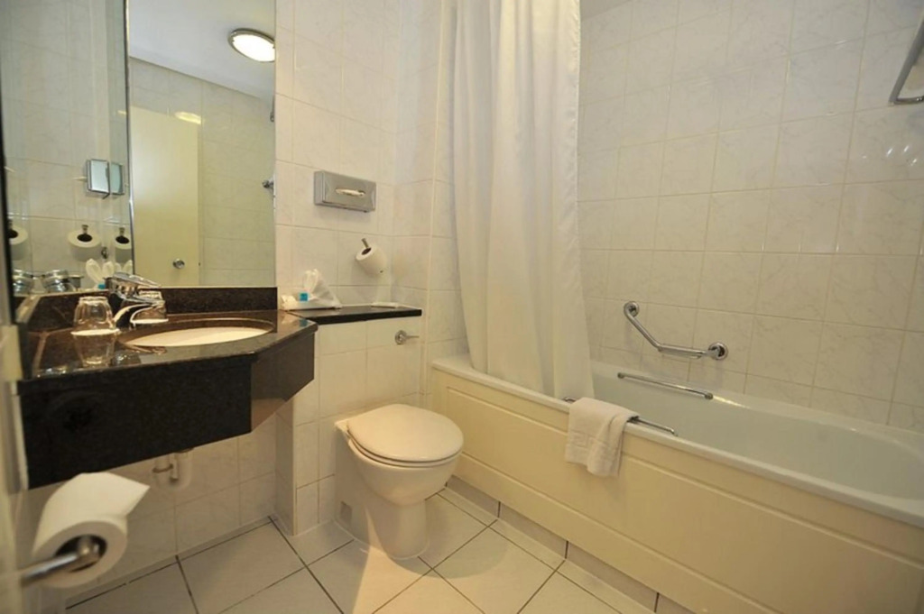 Airport Inn Manchester
