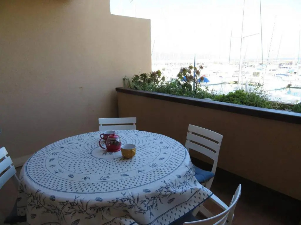 Appartement Bormes-les-Mimosas, 2 pièces, 4 personnes - FR-1-610-6