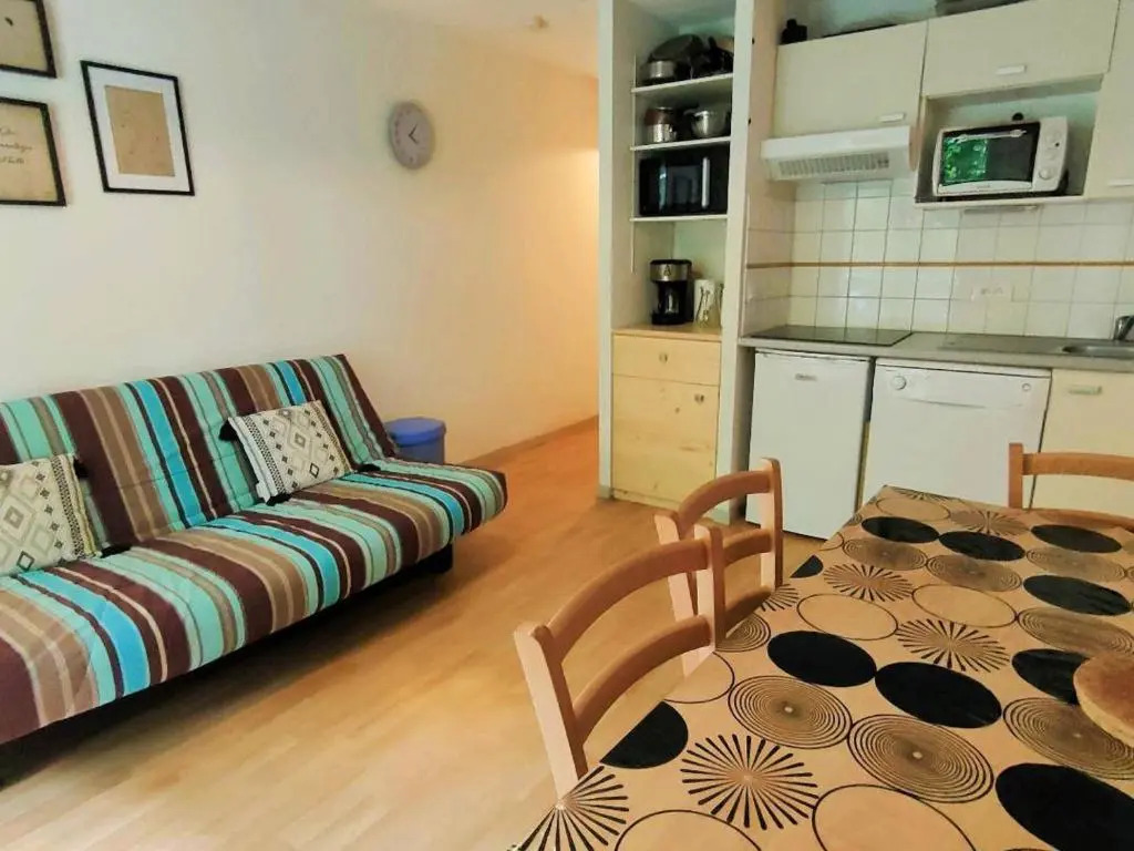 Appartement Cauterets, 3 pièces, 6 personnes - FR-1-234-253