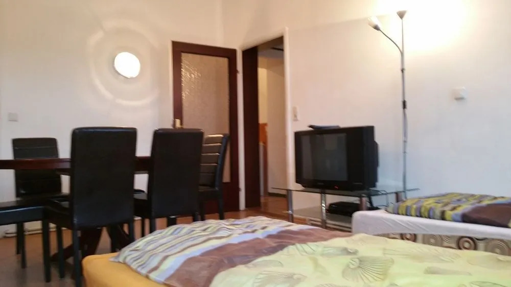 Raisa Apartments Randhartingergasse 12
