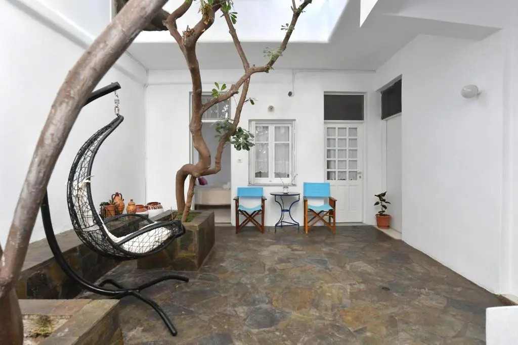 White Rooms Paros
