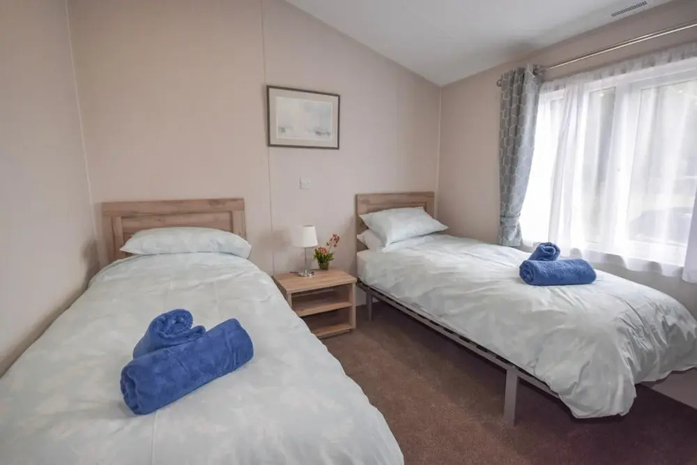 Long View in Roebeck Country Park Sleeps 4 Beach 3 5 Miles
