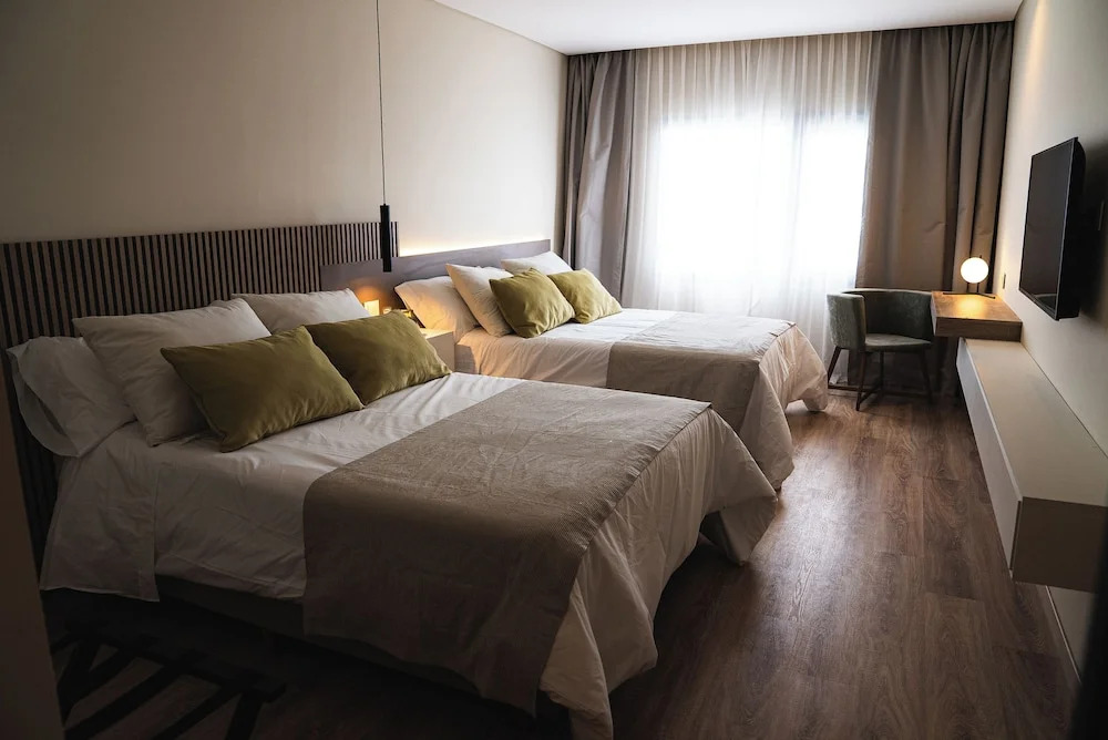 Howard Johnson Hotel, Spa & Convention Center Bahia Blanca