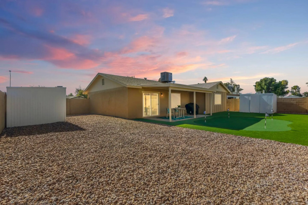 Stunning Hunter Single Family Home in the Heart of Mesa