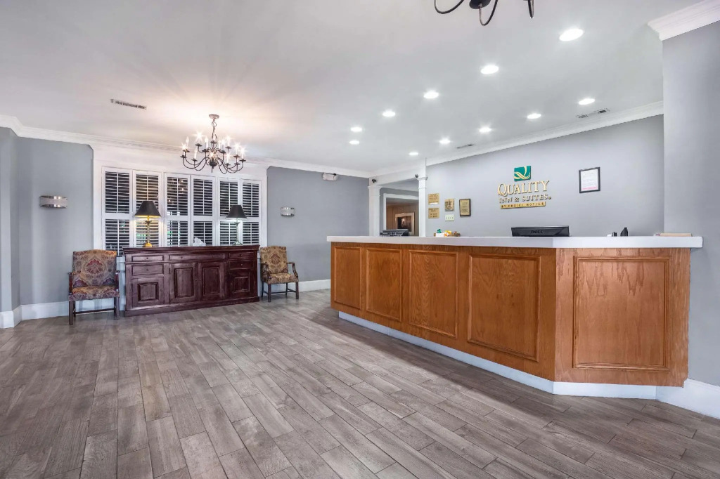 Quality Inn & Suites Santee I-95