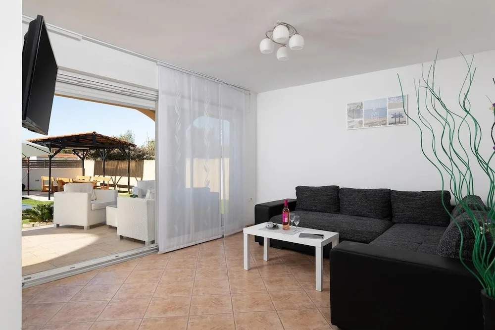 Villa With 4 Bedrooms in Medulin, With Private Pool, Enclosed Garden and Wifi