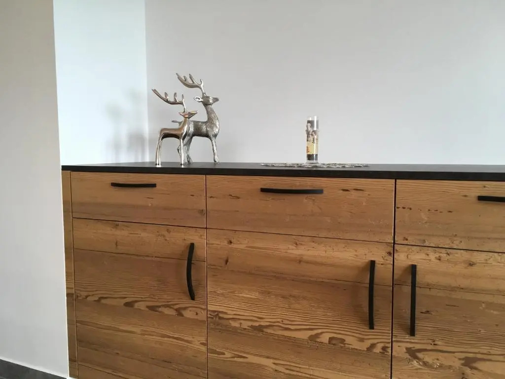Apartment Wiesenhof - NATUR & WEITBLICK über Innsbruck - Ladestation für Elektroautos