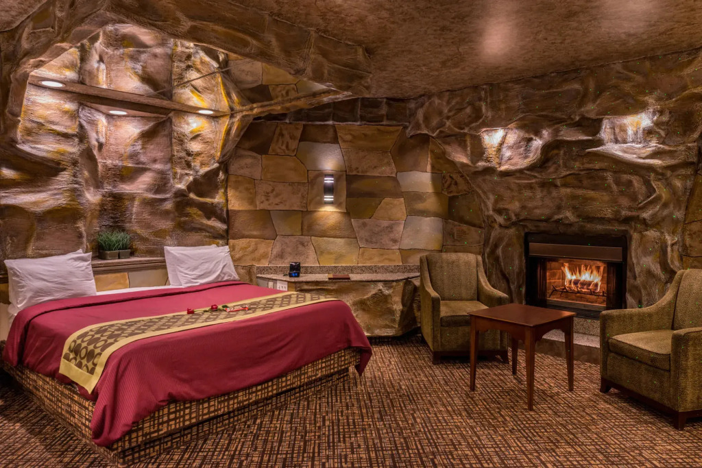 Inn of The Dove Romantic Luxury & Business Suites