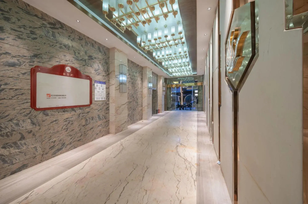 Yeste International Hotel (Nanning Wanxiang Mall ASEAN Business District Subway Station)