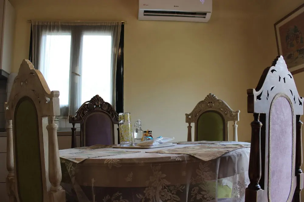 Roes apartments