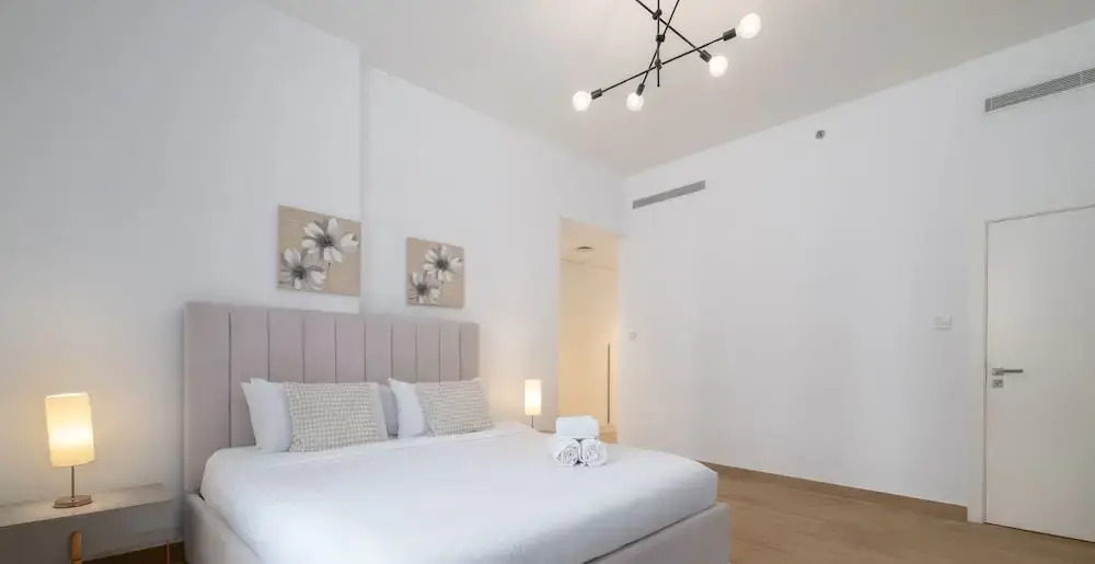 LUX  The La Mer by The Sea Suite 4