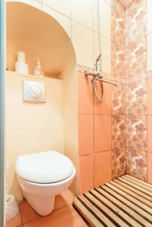 Rent Express Chervony 11