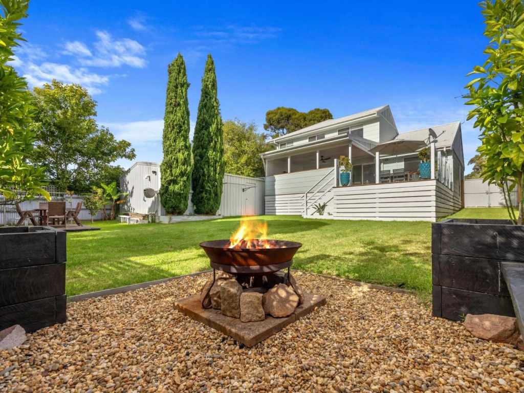31 Seascape Ave, Cowes
