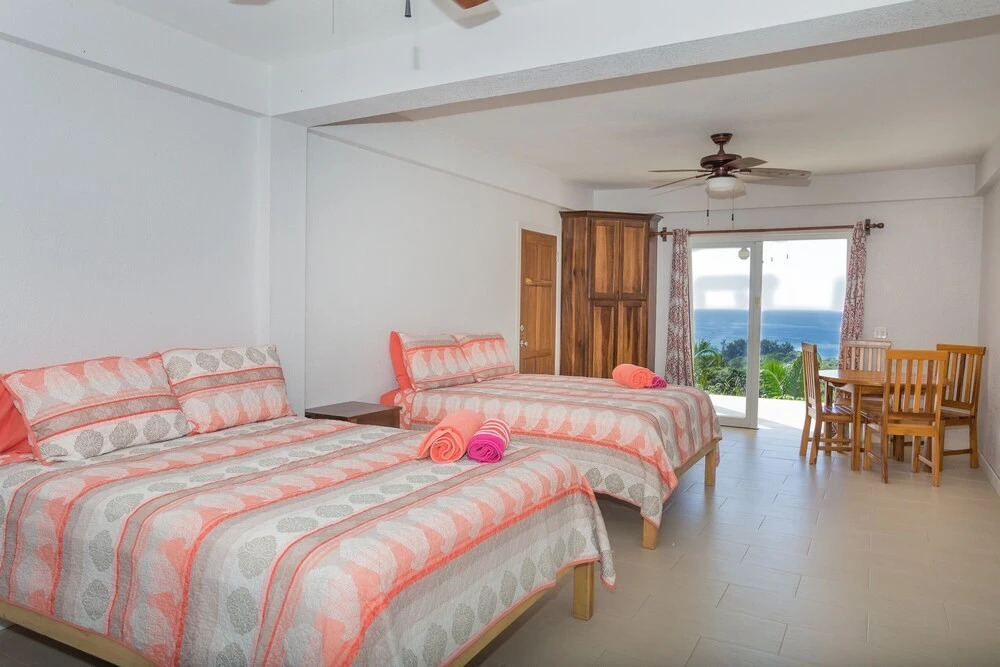 Sting Ray Studio At Sea Scape 1 Bedroom Home by Redawning